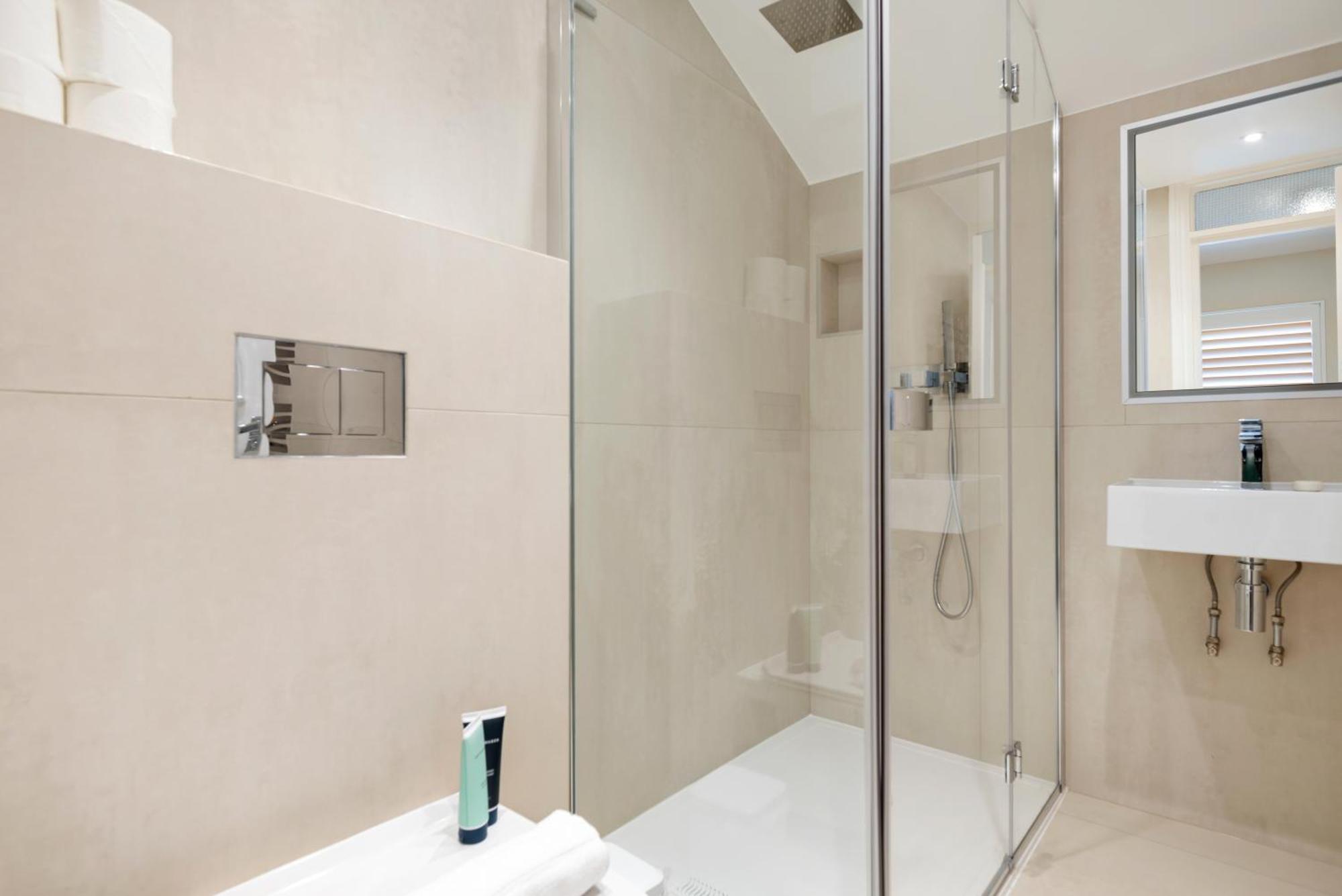Bright 1 Bedroom Apartment Near Edgware Road Londra Dış mekan fotoğraf